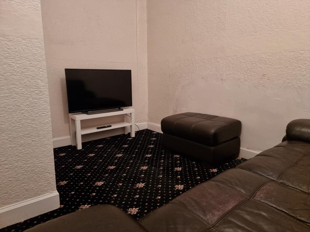 Bright 3 Bedroom Edinburgh City Apt Buitenkant foto