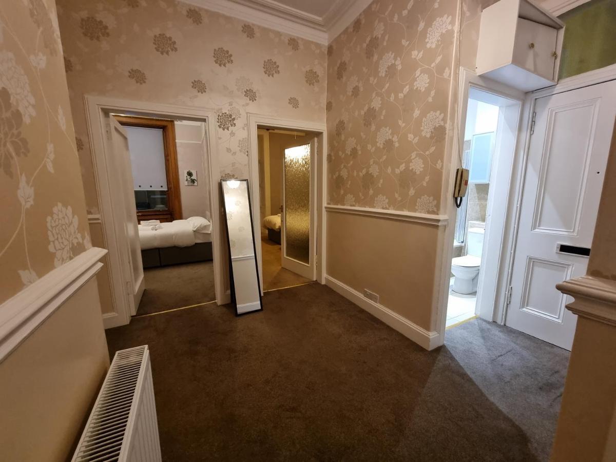 Bright 3 Bedroom Edinburgh City Apt Buitenkant foto
