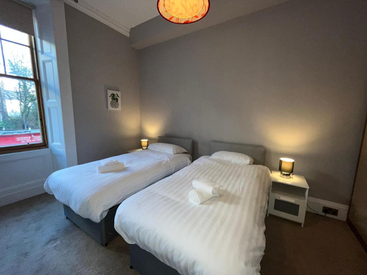 Bright 3 Bedroom Edinburgh City Apt Buitenkant foto